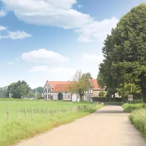 Nieuwhuis , Nuth Nederland
